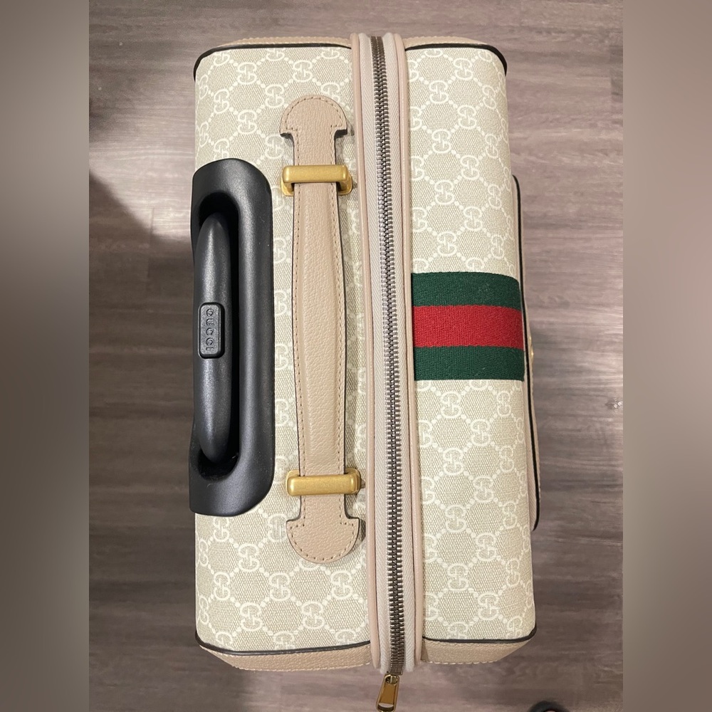 Gucci Savoy Small Cabin
Trolley - Picture 6 of 13
